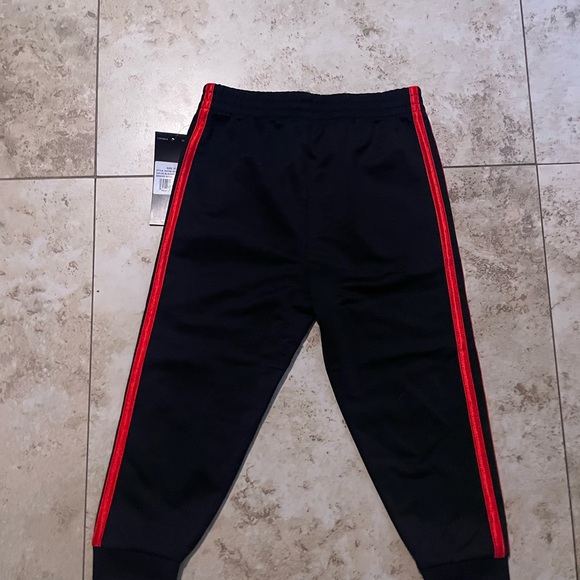 Boys -Toddlers Adidas running pants - Picture 3 of 6